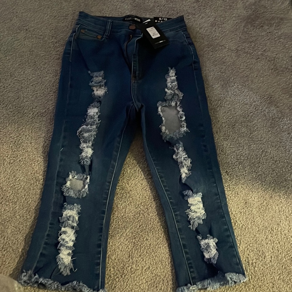 Olivia distressed Bermuda shorts blue size 9/10